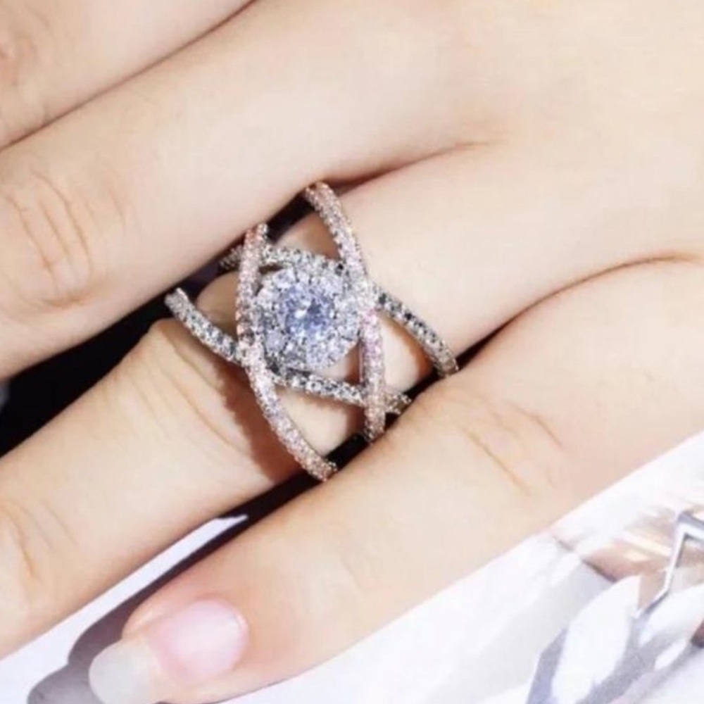NEW 925 STERLING SILVER ROSE GOLD DIAMOND RING, CUTE RING, SHINY RING. - Picture 4 of 7